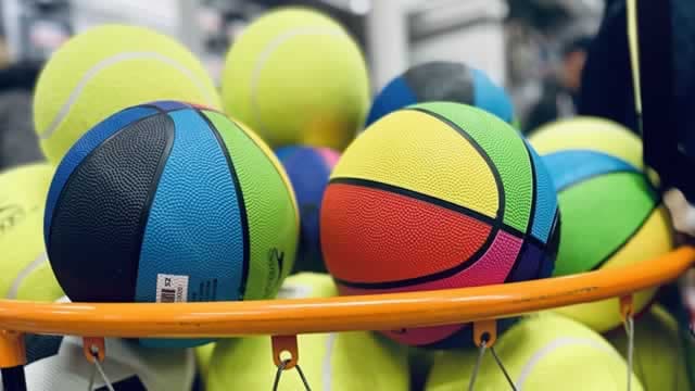 The $40 Billion Game of Youth Sports Has Only One Winner: Dick's Sporting Goods