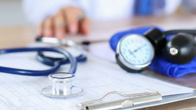 CVS vs Cigna: Which Healthcare Giant Belongs in Your Retirement Portfolio?