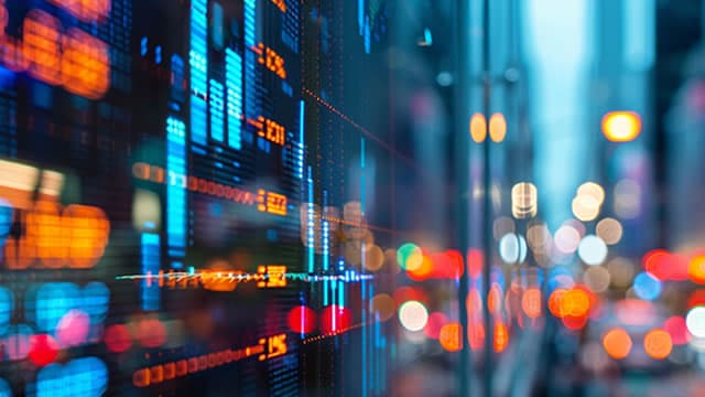 Tuesday's Morning Movers: RKLB & HIMS Earnings, RIOT Gets Anthropic Deal
