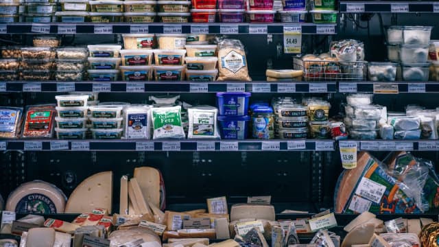 Costco vs. General Mills: Comparing Revenue Trends Between These Consumer Staples Companies