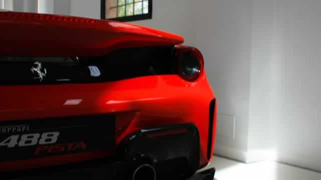 Ferrari sees 4% earnings growth in Q1 as premium demand lifts sales