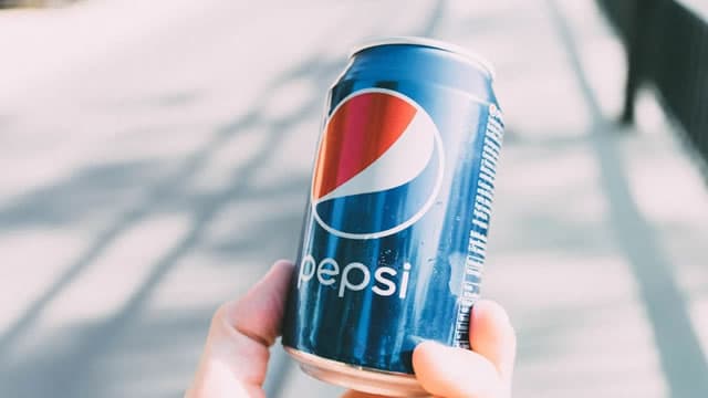 PepsiCo Stock Drops 9.3% in 3 Months: Buy the Dip or Stay Wary?
