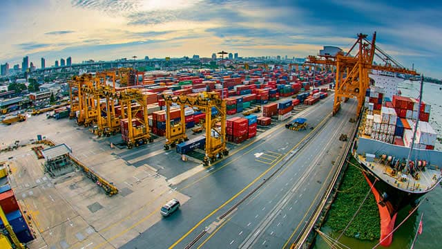 Is EuroDry (EDRY) Stock Outpacing Its Transportation Peers This Year?